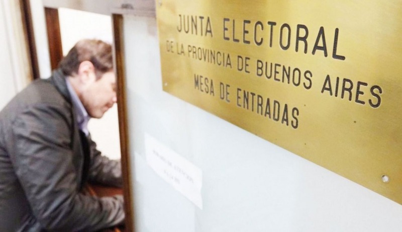 Silencio y especulaciones en la semana ms movida para la poltica